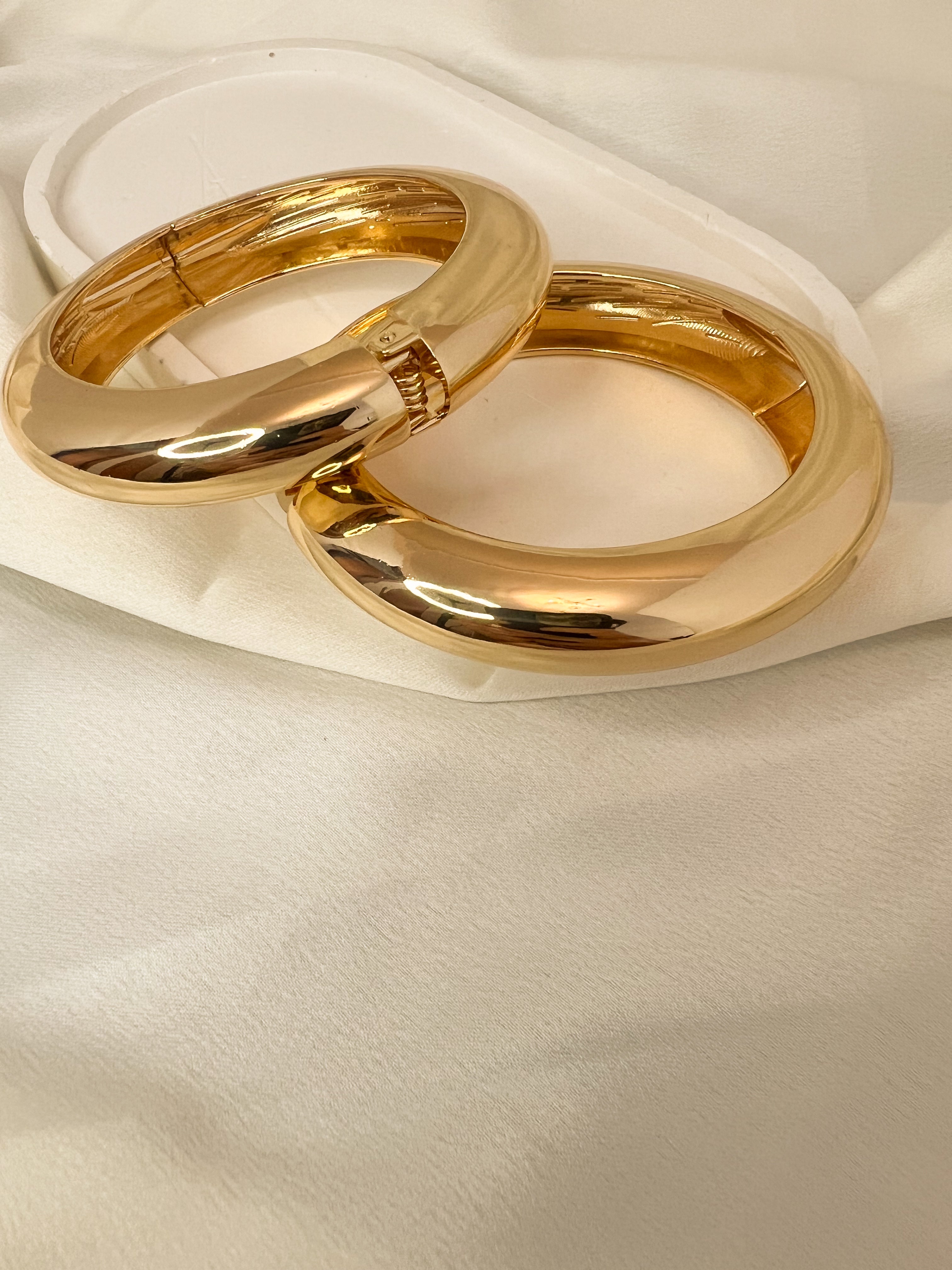Bracelete Oval Dourado