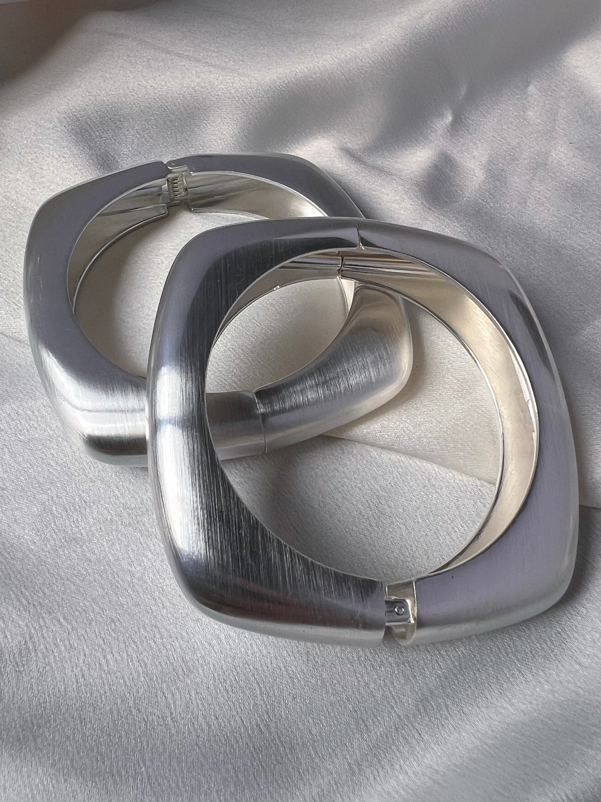 Bracelete Quadrado Prata Fosco